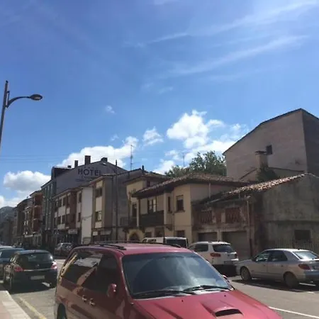 Delia Appartement Onís