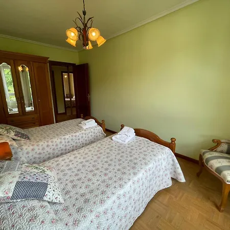 Delia Apartment